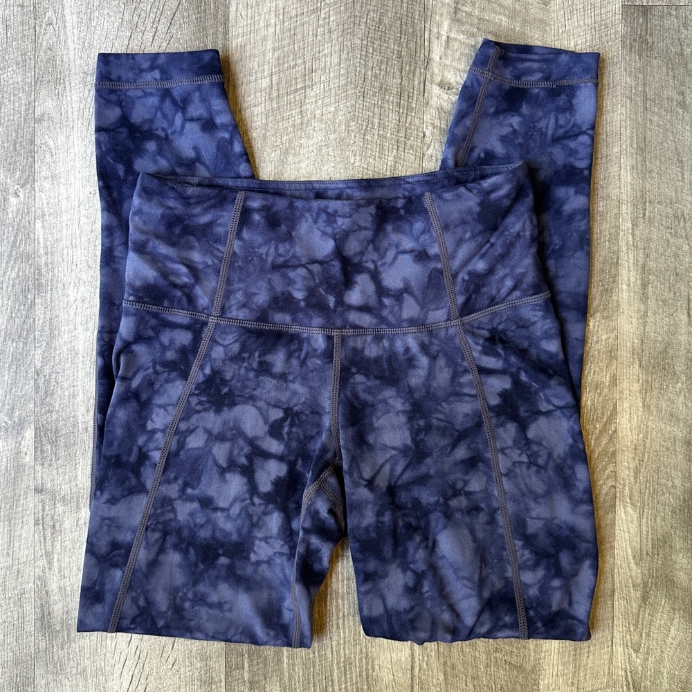 Athleta Tie-Dye Blue Legging 25” - XS - Picture 3 of 13